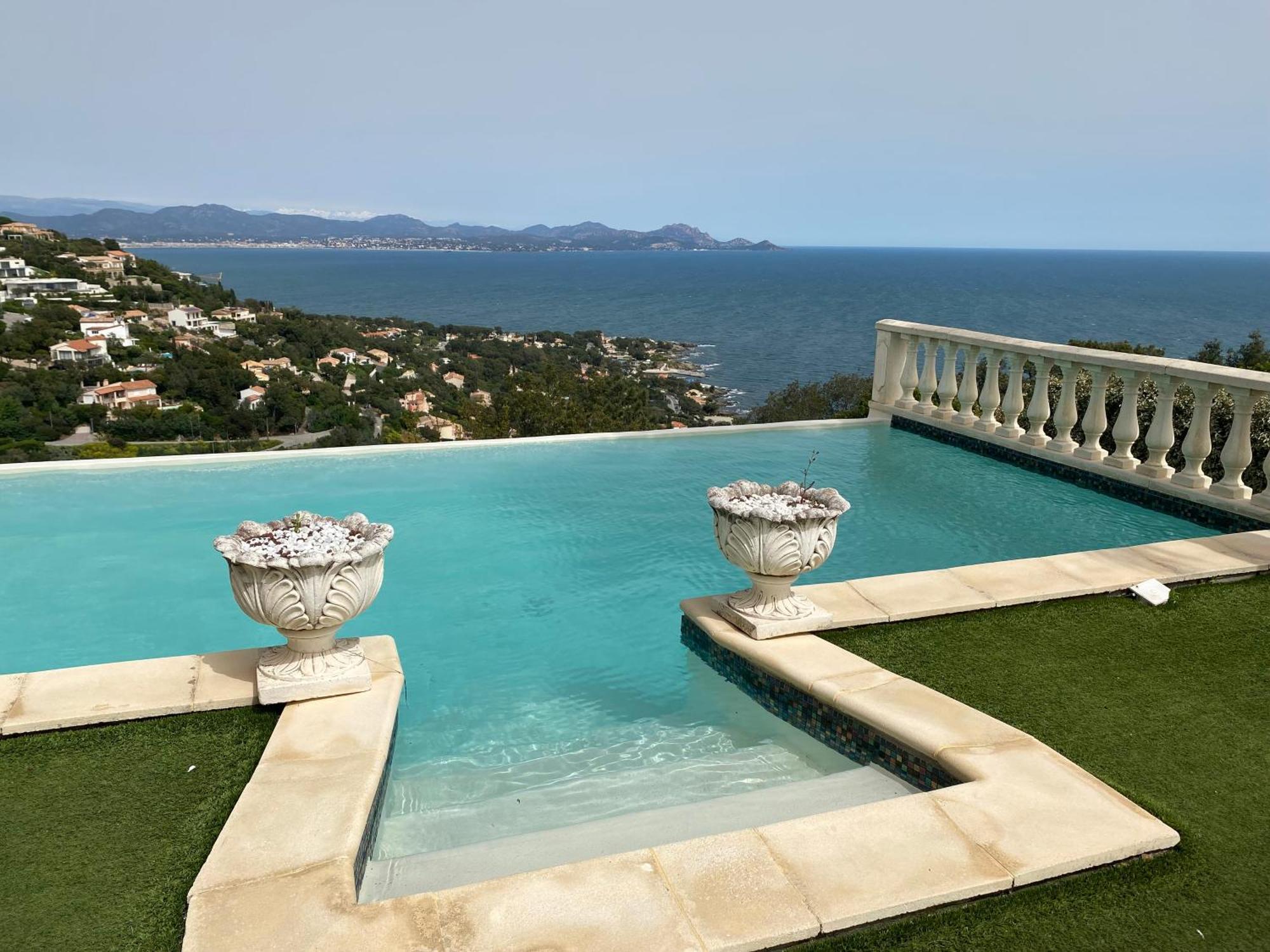 Villa Goonie Les Issambres Exterior photo